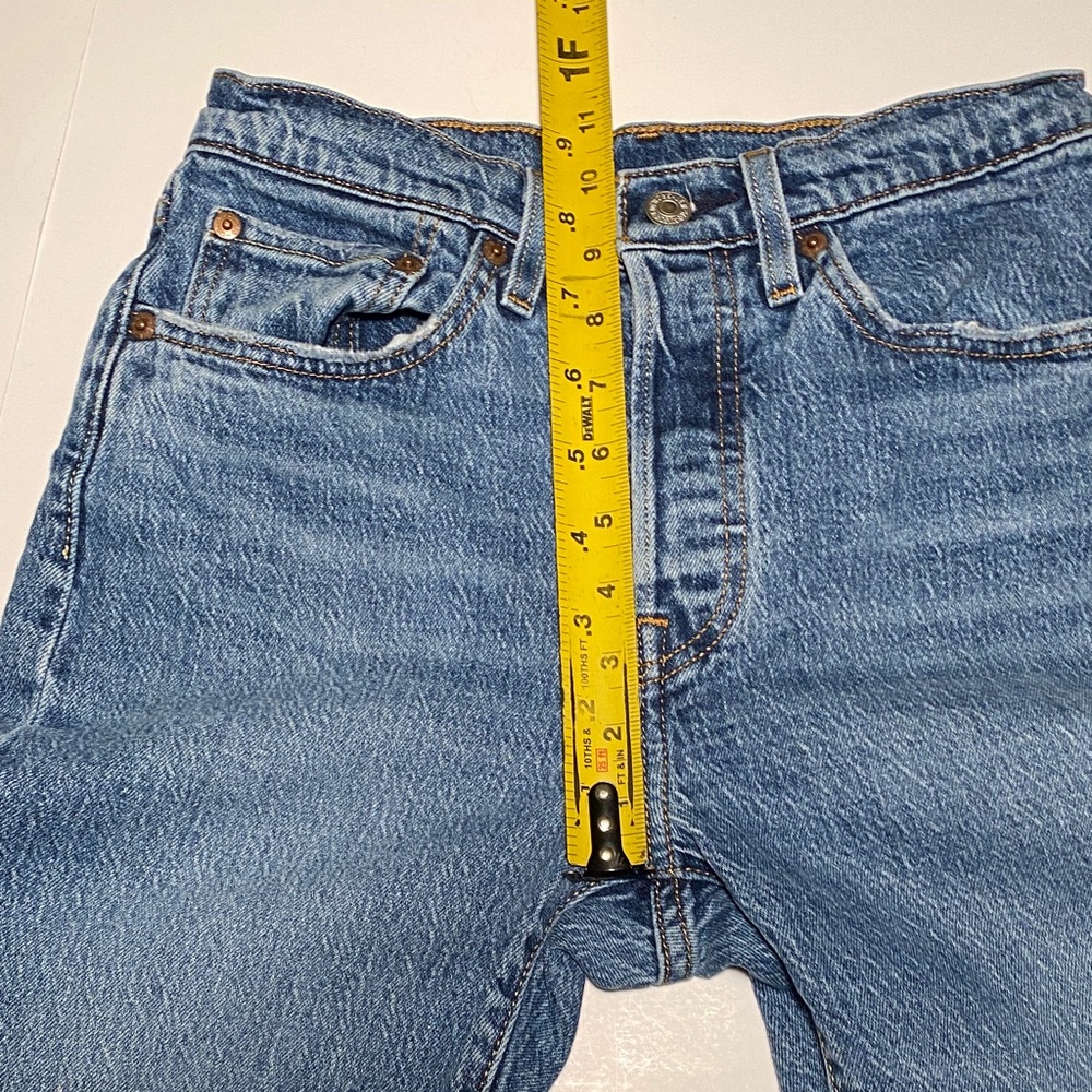 Levi 501 Original High Waisted women’s Size 26/30 - Picture 9 of 13